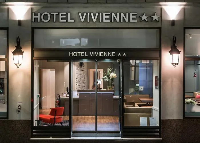 Vivienne Hotel *