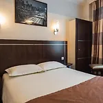 Vivienne Hotel