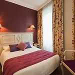 Vivienne Hotel *