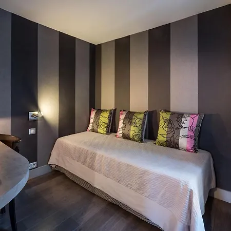 Hotel Vivienne