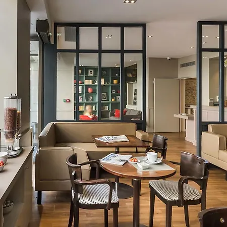Hotel Vivienne *